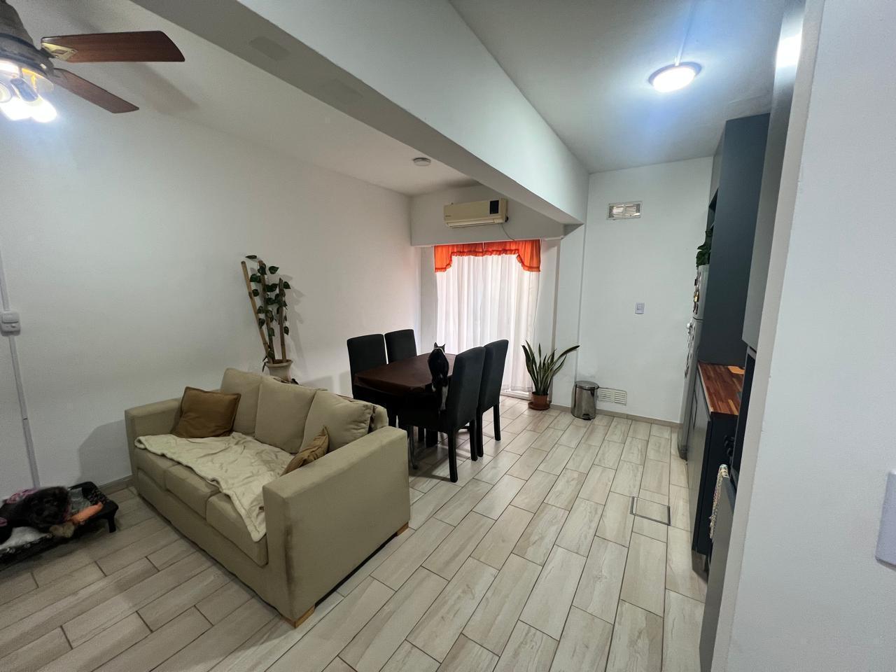 Foto de venta ph | 2 Amb Luminoso 55m² | refaccionado, imagen 1