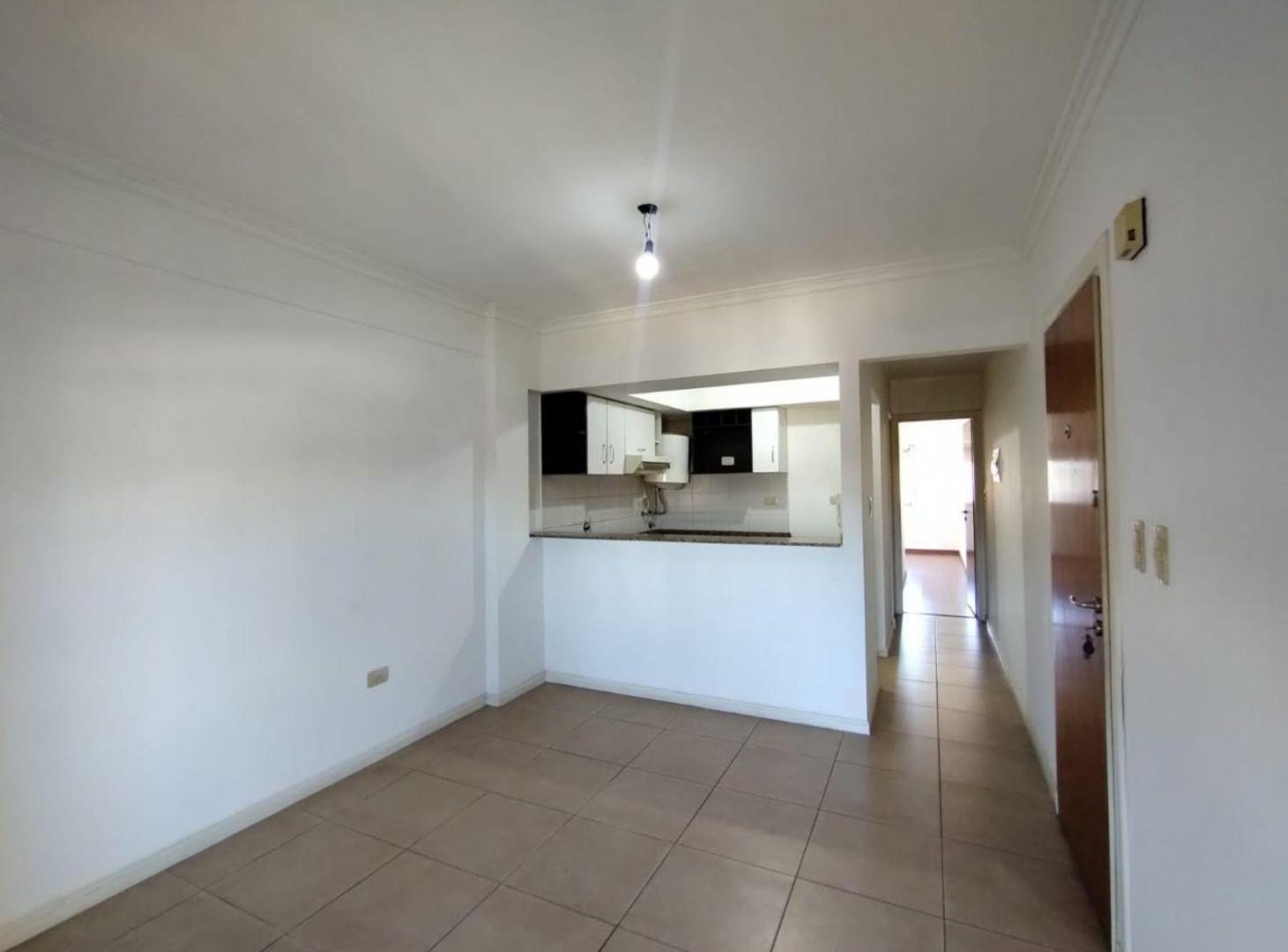 Foto de Departamento 2 ambientes en alquiler LANUSITA, imagen 2