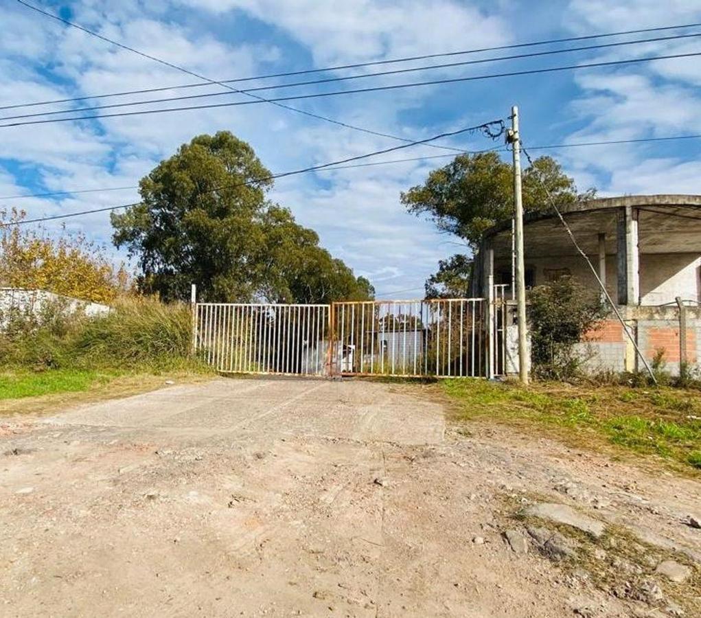 Foto de IMPORTANTE PREDIO SOBRE CAMINO DE CINTURA, imagen 5
