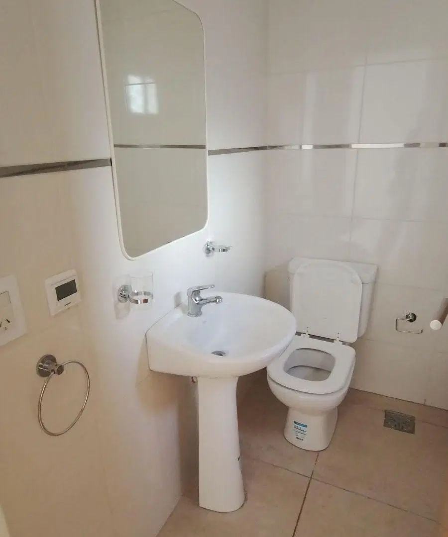 2 ambientes en alquiler por 24 meses, sobre Av. Independencia al 4300 5