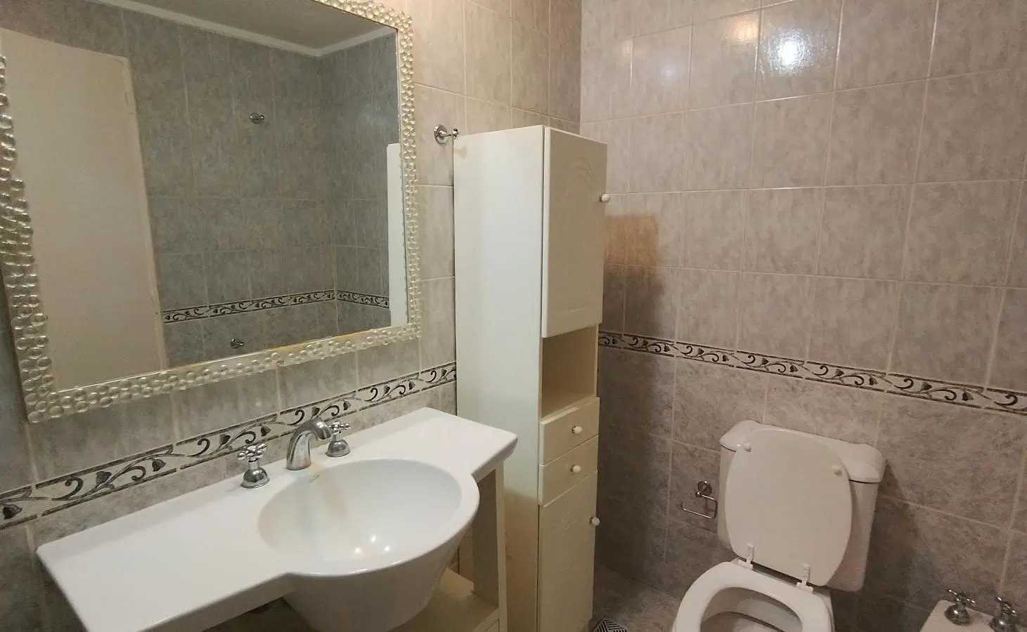 2 ambientes en La perla | Semi piso a metros del mar. 3