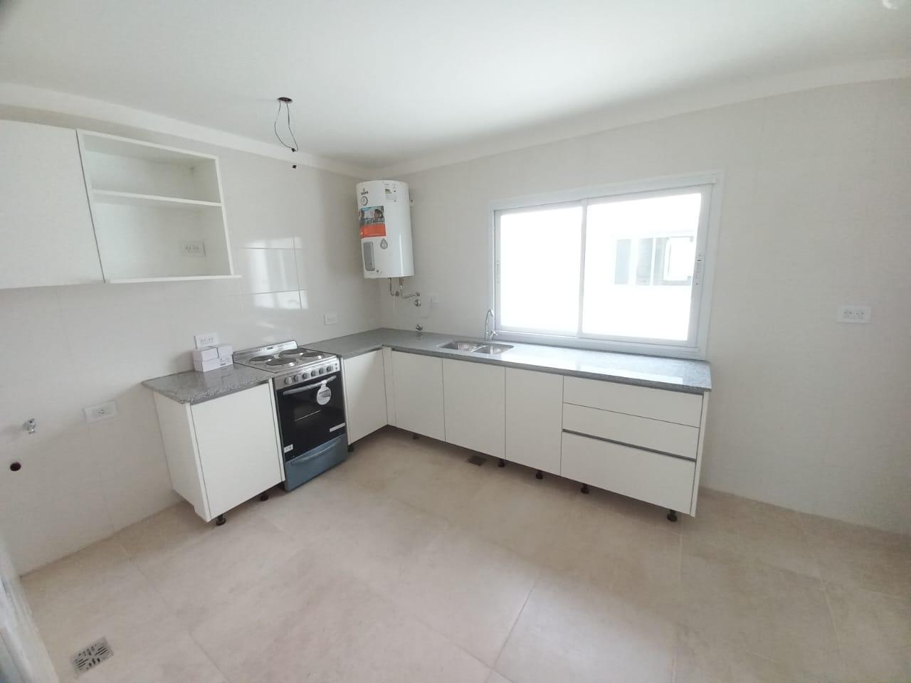 Foto de Departamento de 3 ambientes en alquiler 24 meses sobre Av, imagen 2