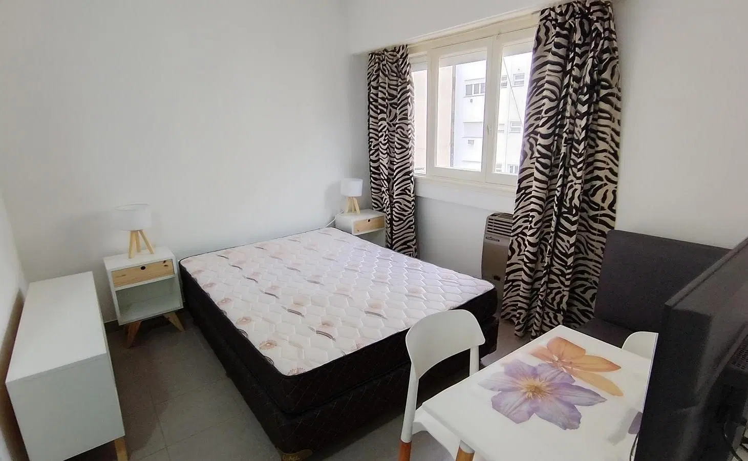 Monoambiente en venta con muebles – Falucho y Las Heras 3