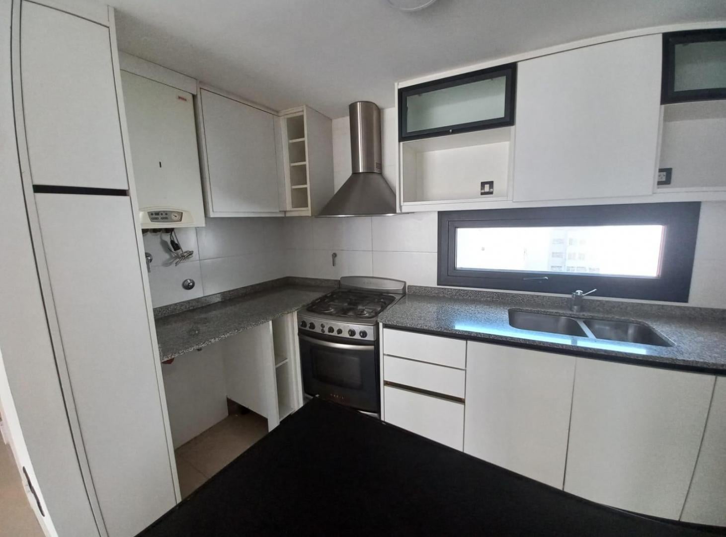 Foto de Alquiler 24 meses departamento 3 ambientes en Gascón y Lamadrid, imagen 2
