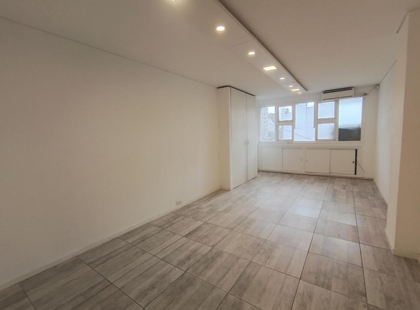Foto de Oficina en alquiler comercial en zona céntrica, imagen 3