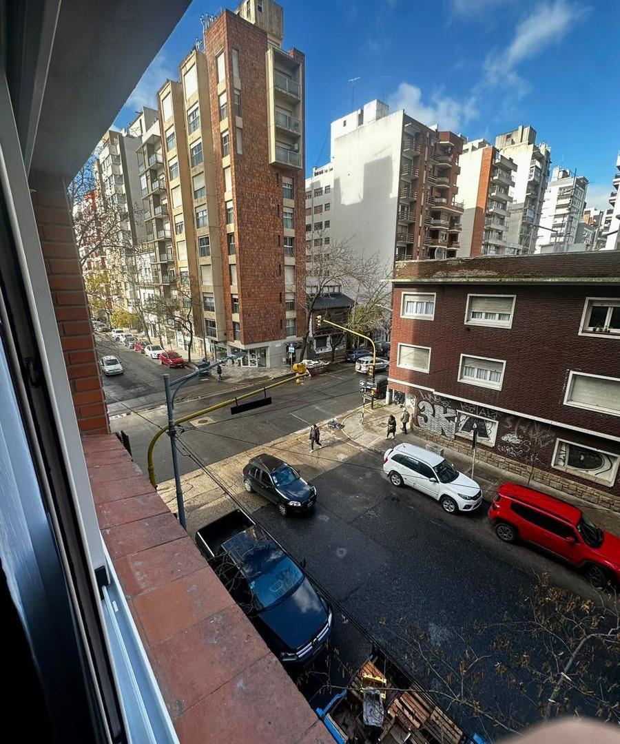 Foto de 3 ambientes con dependencia y balcón | Centro, imagen 1