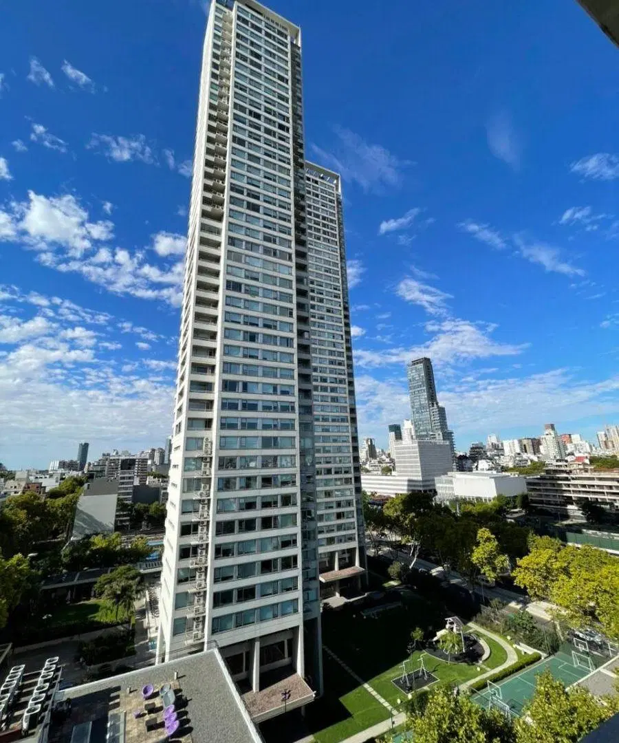 Loft de 3 ambientes con terraza y cochera en venta 1
