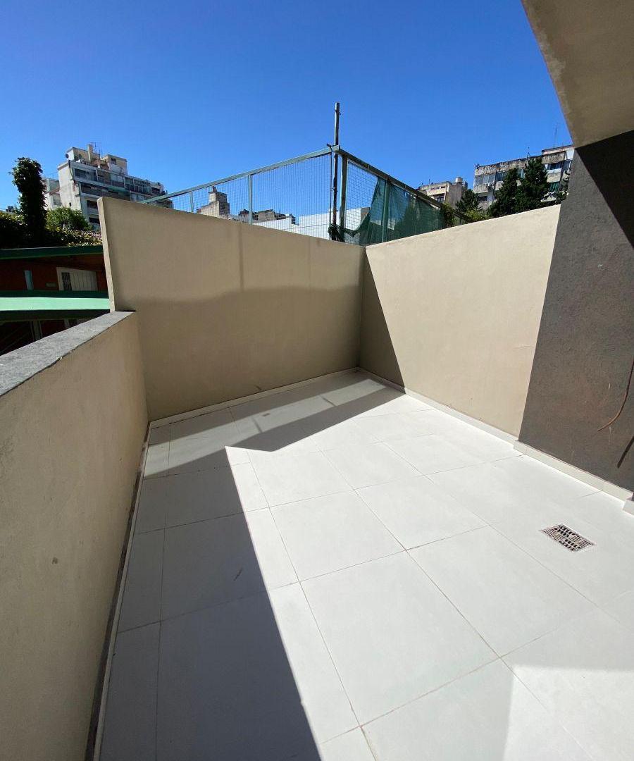 Foto de Departamento monoambientes con patio en alquiler, imagen 5