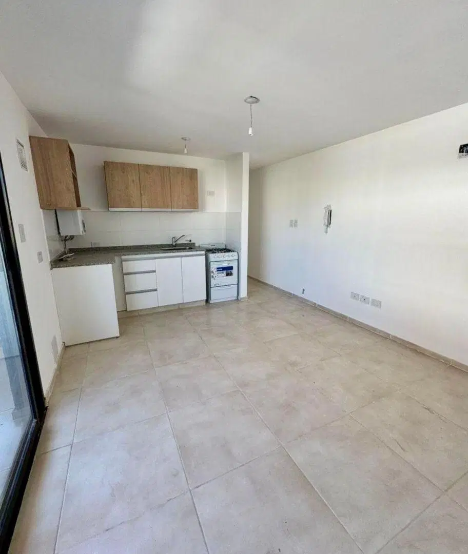 Departamento en alquiler, con pileta, terraza y solárium, Alto Alberdi 2
