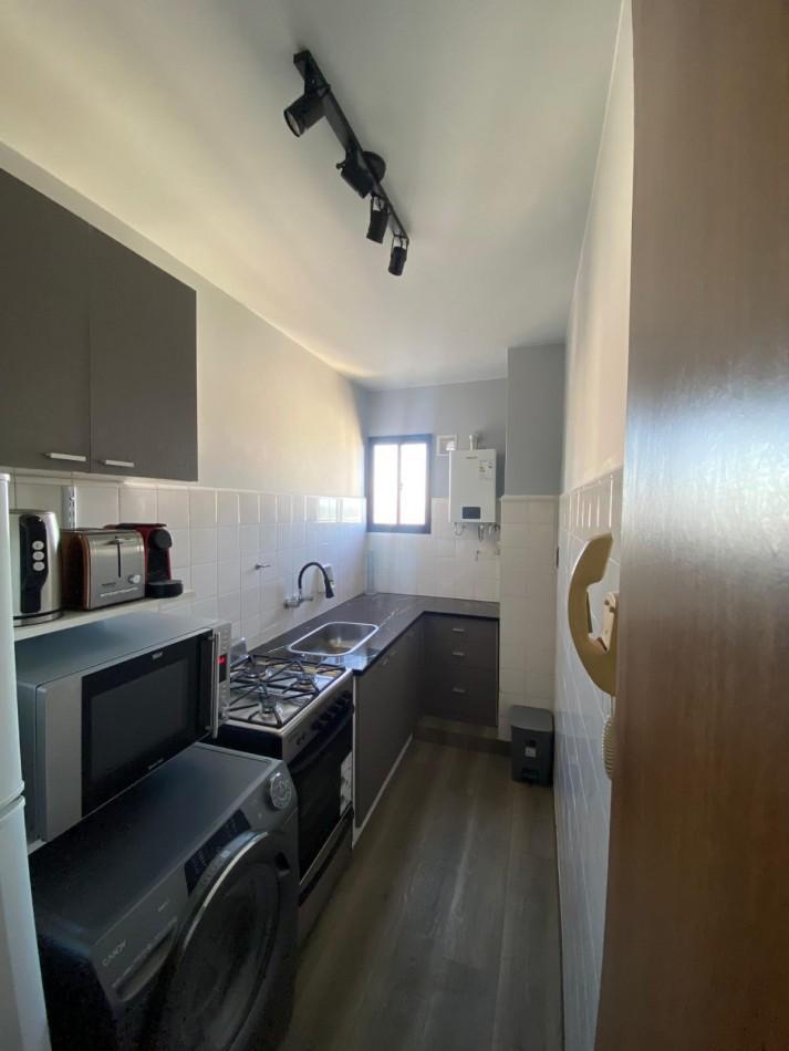 Foto de Exclusivo 3 Ambientes Reciclado Con Vista al Mar - LA PERLA, imagen 4