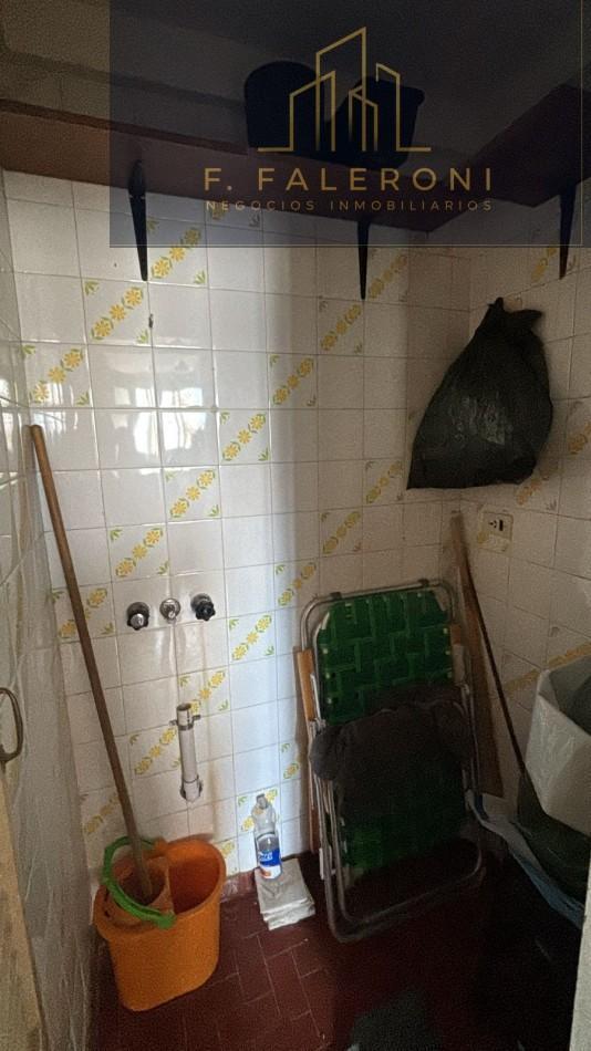 Foto de Venta 2 amb. con balcon a la calle - zona Centro, imagen 3