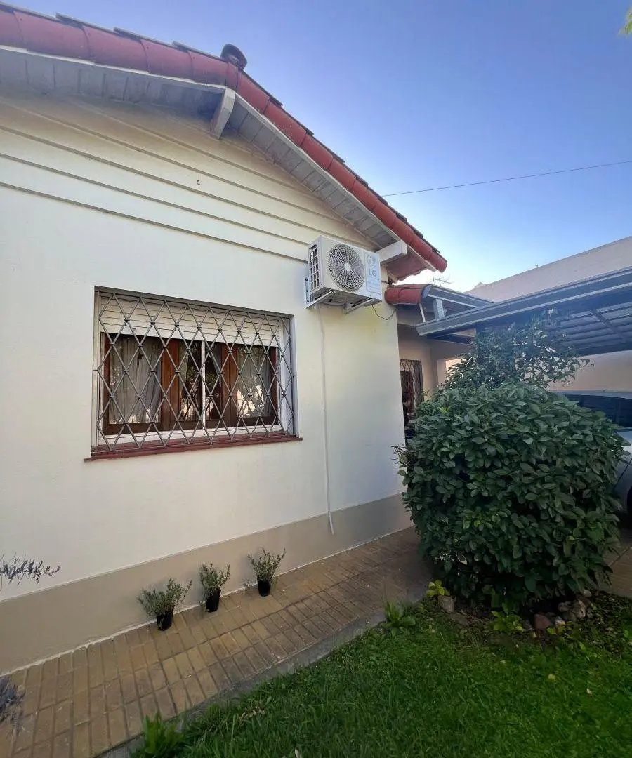CASA EN BERAZATEGUI C/ JARDÍN REMODELADA 1