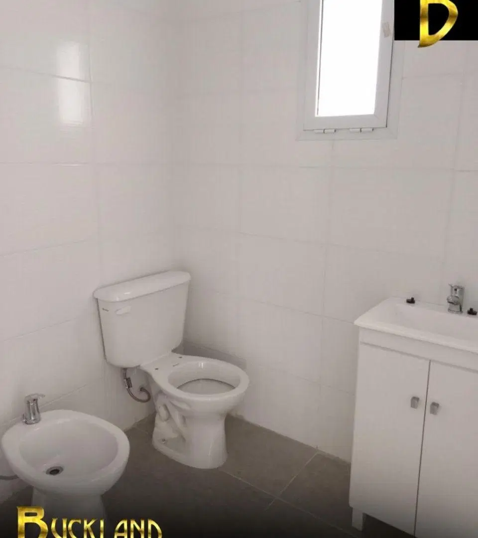 MONOAMBIENTE EN ALQUILER IDEAL OFICINA PROFESIONAL 5