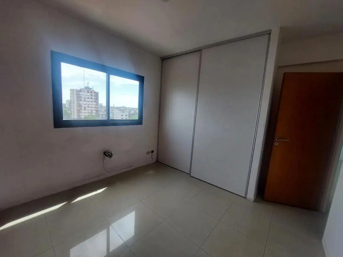 Depto 3 Amb Con Balcón Y Cochera Cubierta - 70m² - Baño Y Toilette - San Justo 4