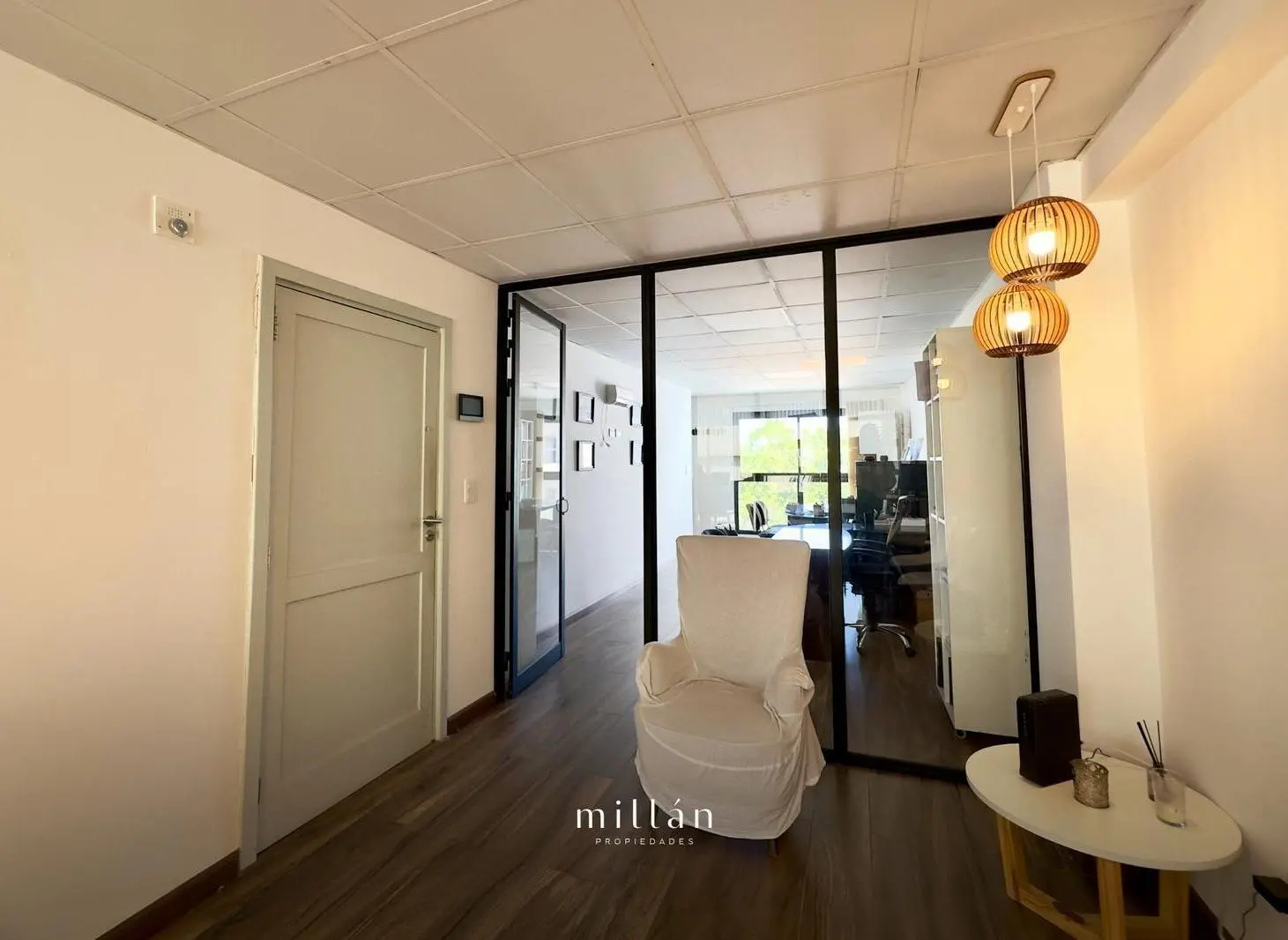 Venta Oficina zona Aldrey 4
