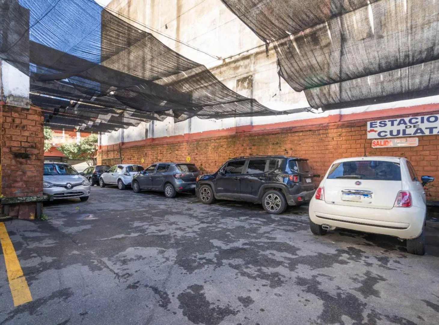 LOTE A DOS CALLES CON DOS LOCALES ACEPTA PERMUTA! 5