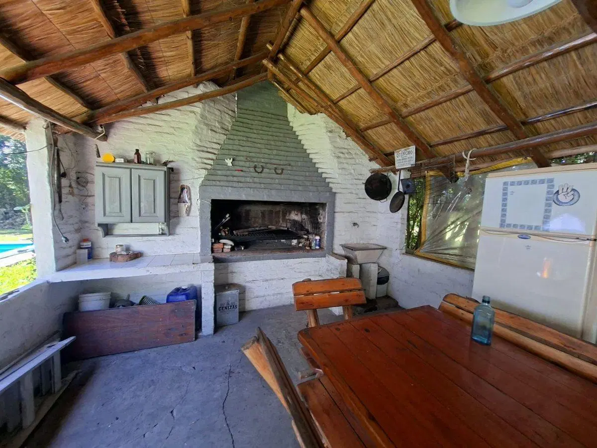 CASA QUINTA 3AMB/C/QUINCHO/PILETA/JARDIN/RECICLADA 2