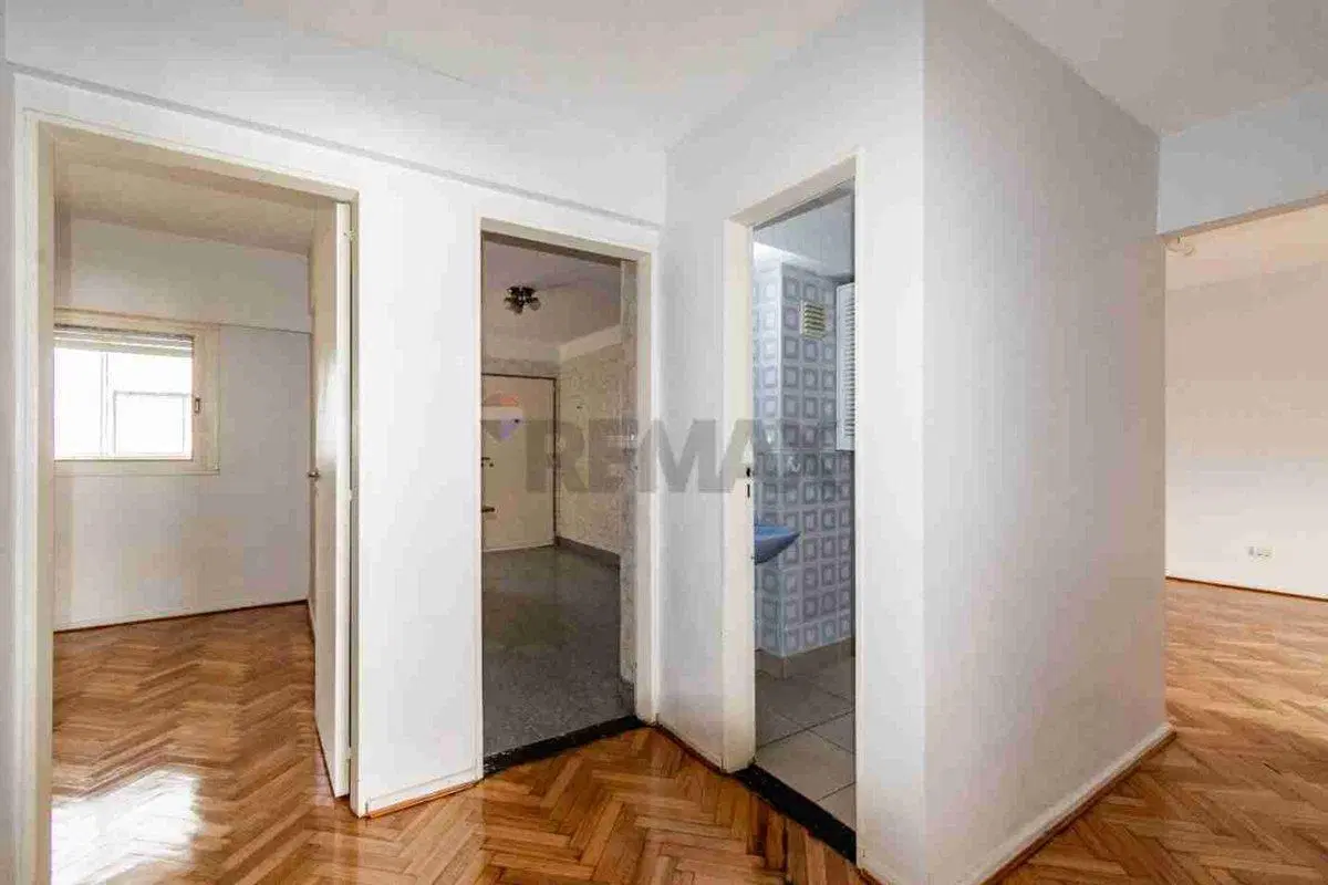 VENTA SEMIPISO 4 AMBIENTES- COLEGIALES 5