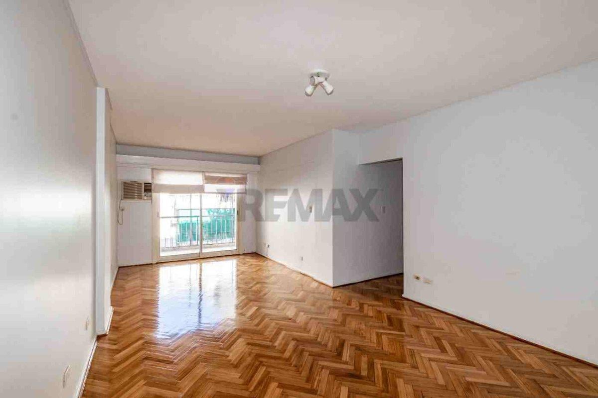 VENTA SEMIPISO 4 AMBIENTES- COLEGIALES