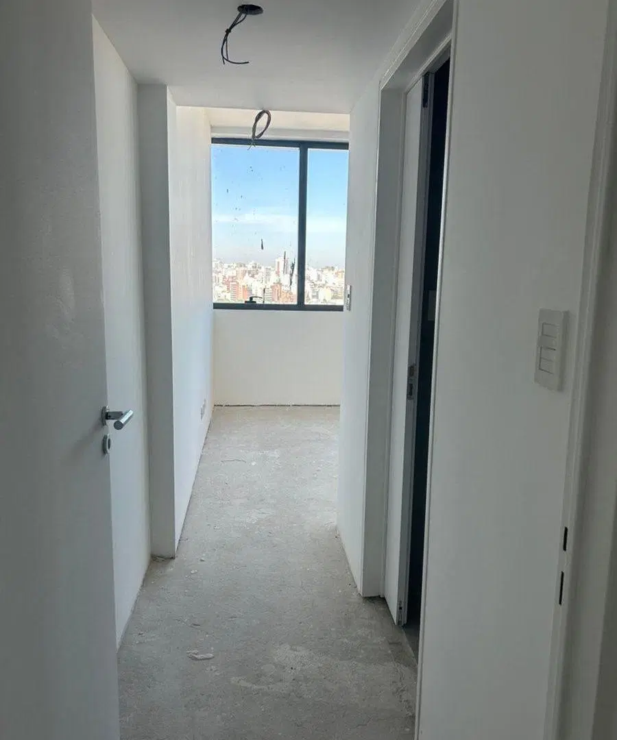 Hermosa vista. Piso alto. Lujosos amenities. 4