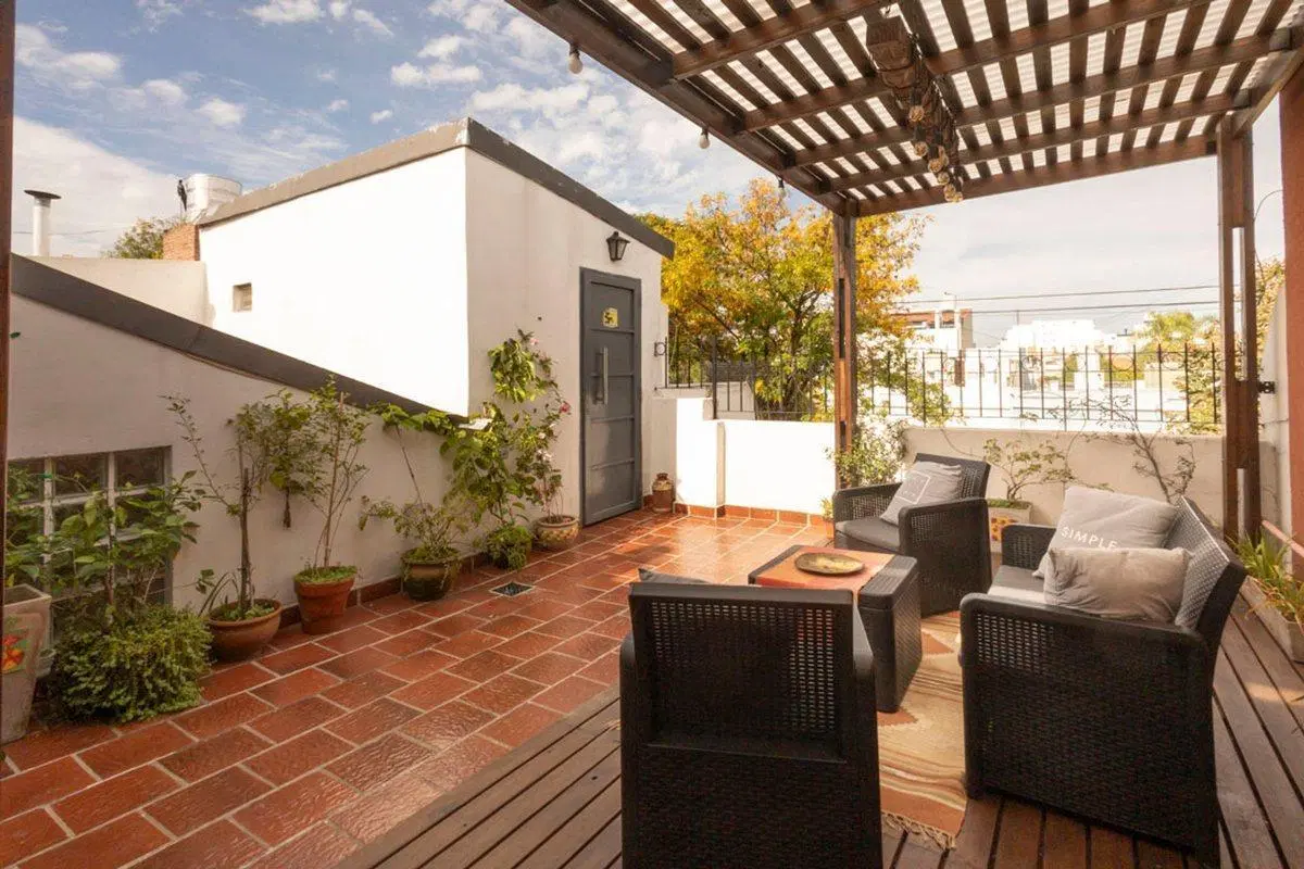 Venta Casa Devoto 5 amb pileta cochera PERMUTA 8