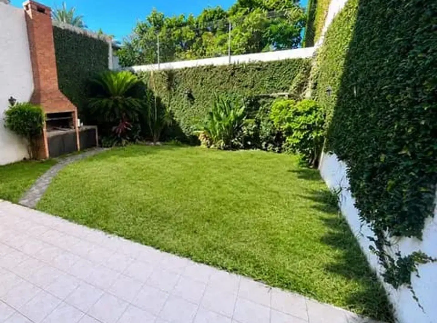 VENTA PH 4 AMBIENTES CON AMPLIO PARQUE 2
