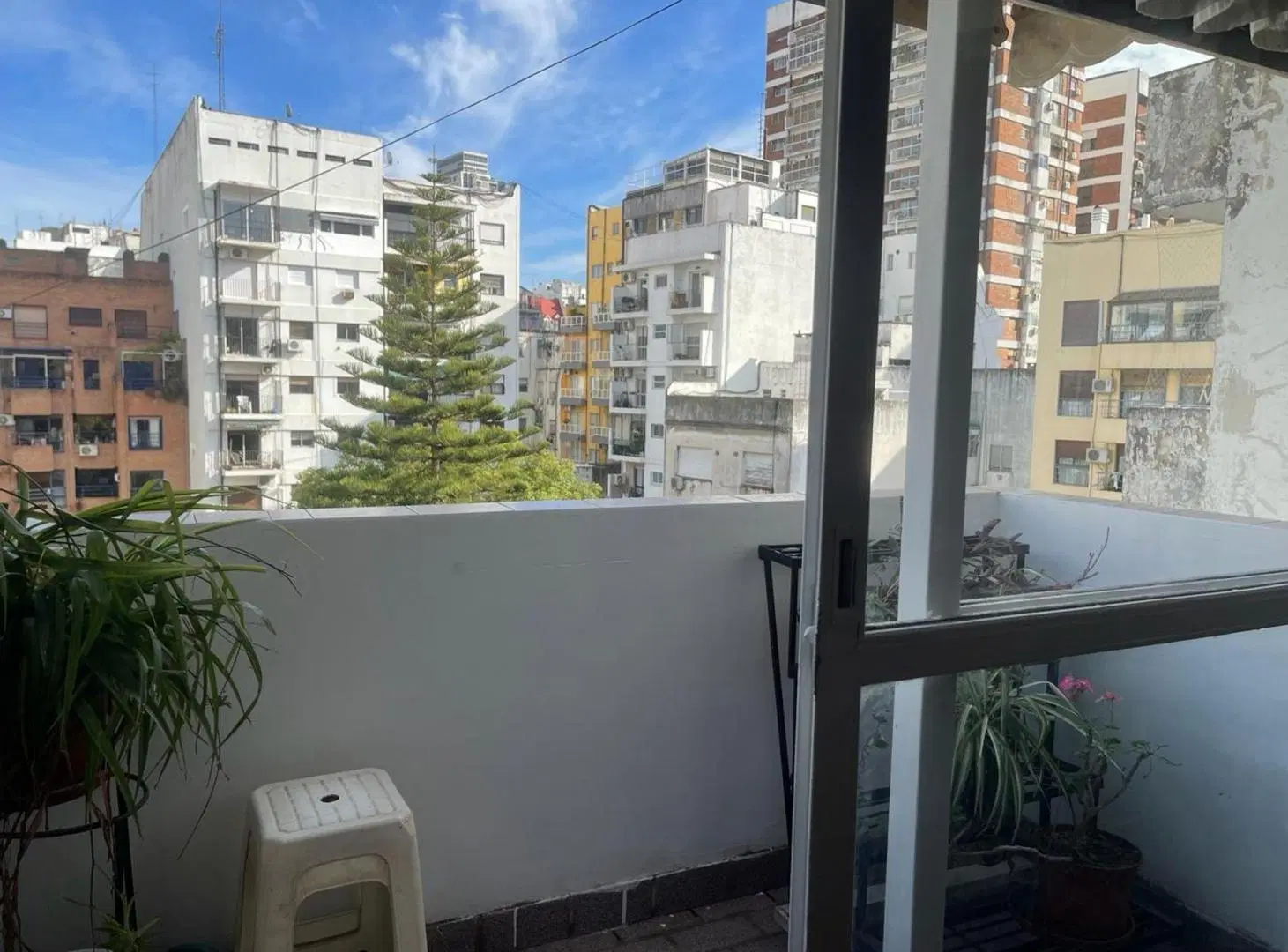 RECOLETA: ALQUILER DOS AMBIENTES CON BALCÓN 2