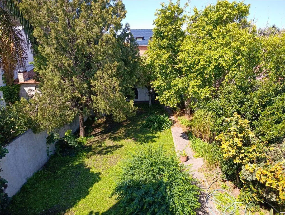 VENTA CASA 4 AMB + DEPENDENCIA PERMUTA R. MEJIA 2