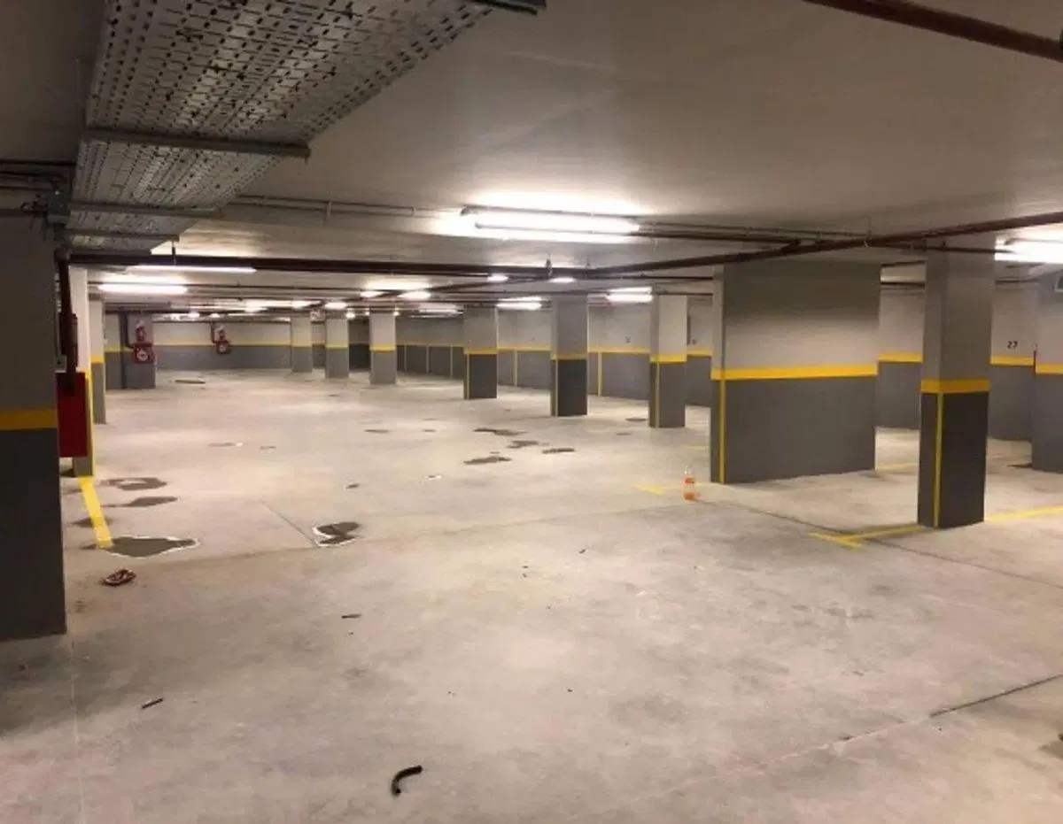 Venta Cochera Seguridad 24 hrs 4