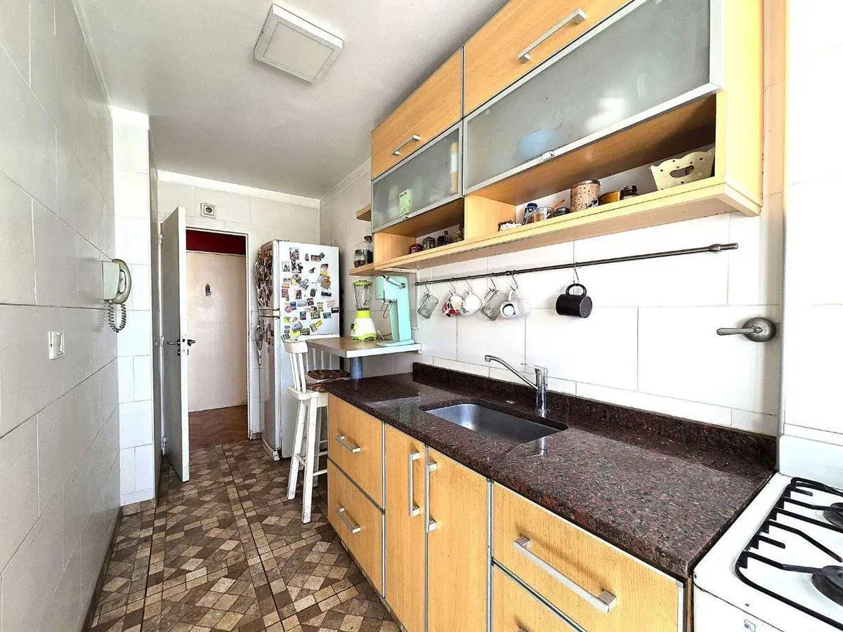 VENTA TRES AMBIENTES C/ BALCÓN EN TORRE COLEGIALES 5
