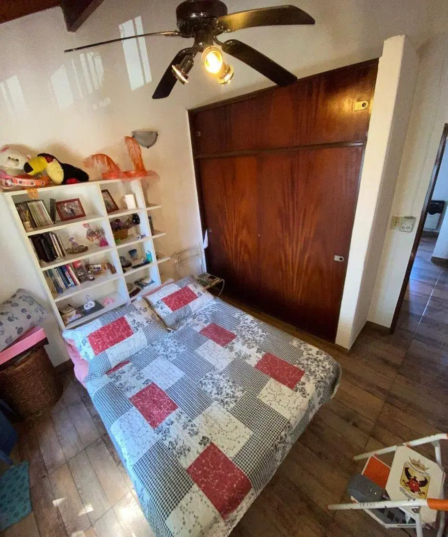VENTA CASA 5 AMB C/COHERA JARDIN, PARRILLA Y PATIO 5