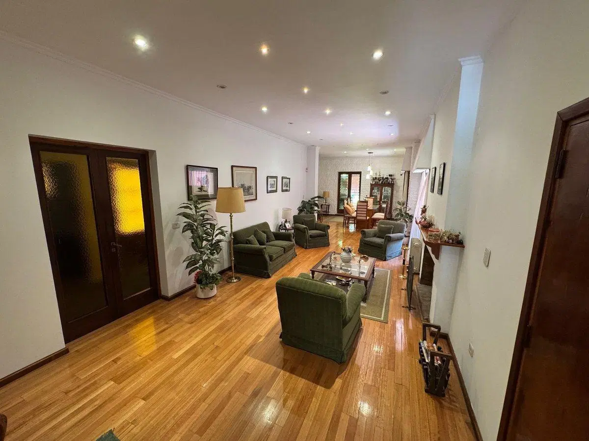 CASA 5/AMB+ESCRITORIO/GARAJE/PATIO/PILETA/QUINCHO! 5