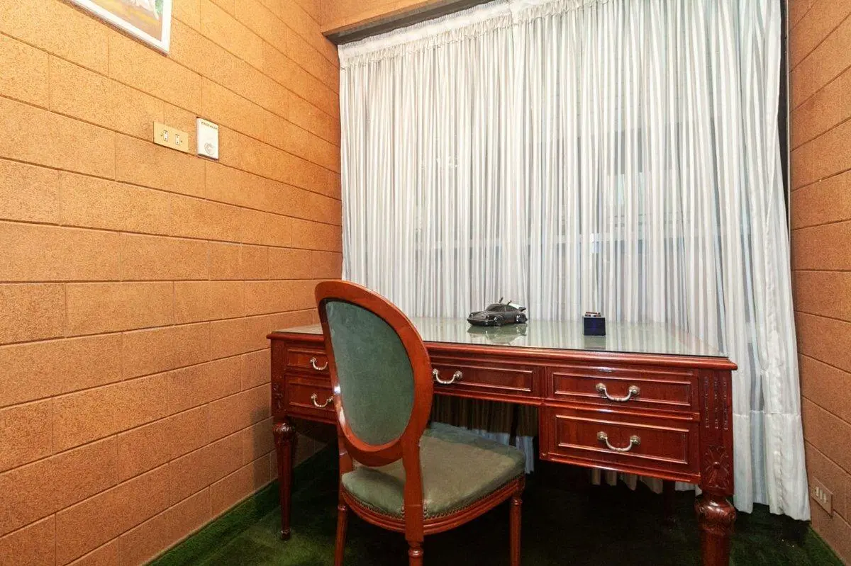 VENTA CASA 4 AMB CON PILETA Y GARAGE 5