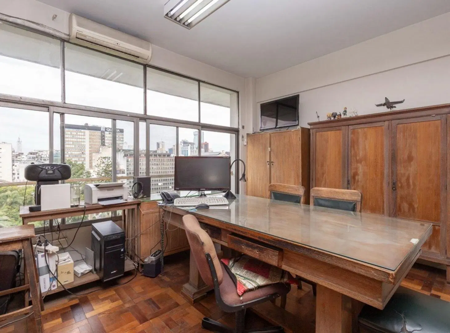 ALQUILER OFICINA COMERCIAL TRIBUNALES T. COLON 2
