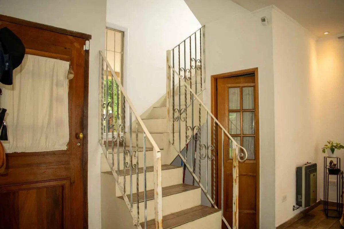 VENTA CASA 2 PLANTAS+JARDIN+PISCINA, LA REJA 5
