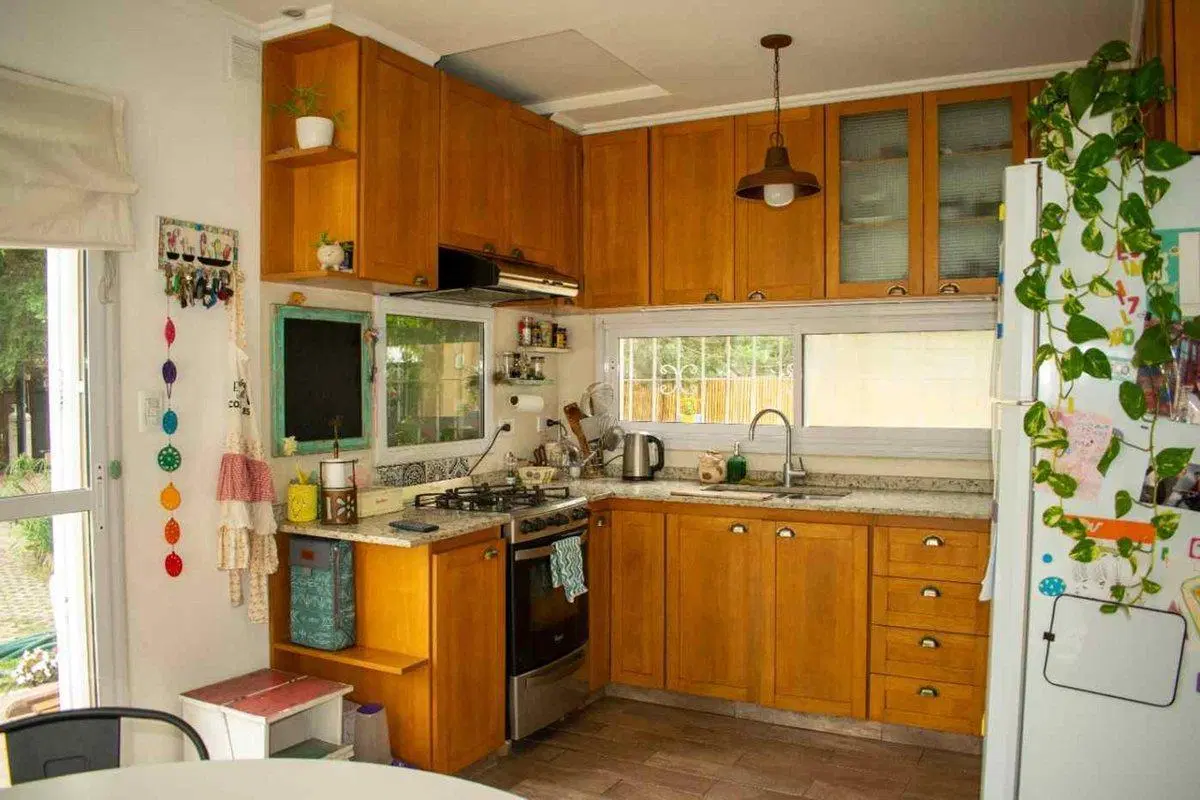 VENTA CASA 2 PLANTAS+JARDIN+PISCINA, LA REJA 4