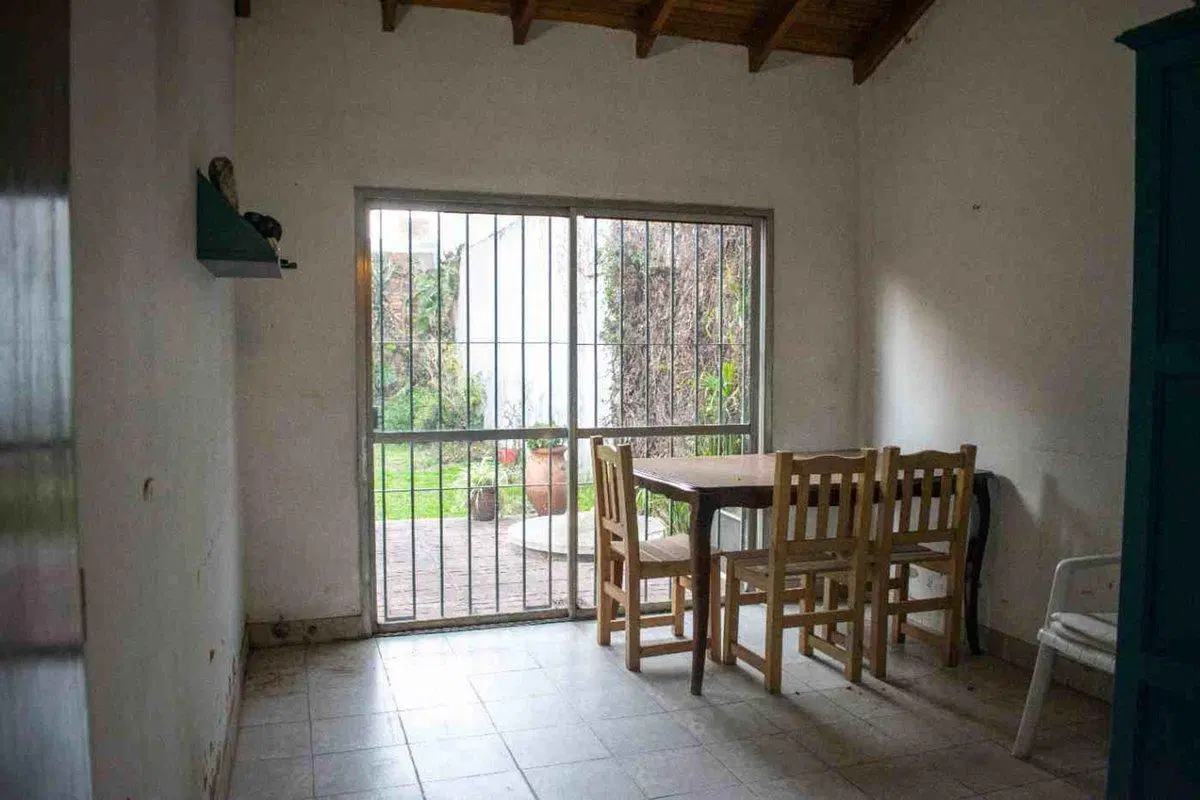 VENTA CASA 4 AMB, JARDIN, COCH EN HAEDO, HERMOSA!! 4