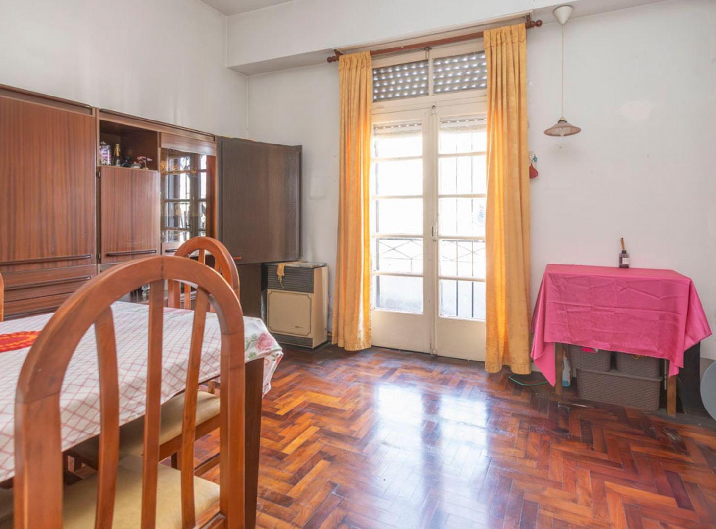CHACARITA: VENTA PH DE 2 AMBIENTES CON BALCON