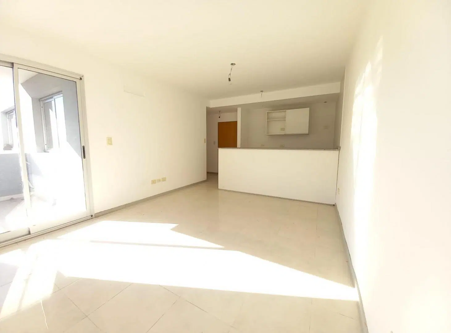 Departamento 3 Ambientes  con cochera  en Venta 5