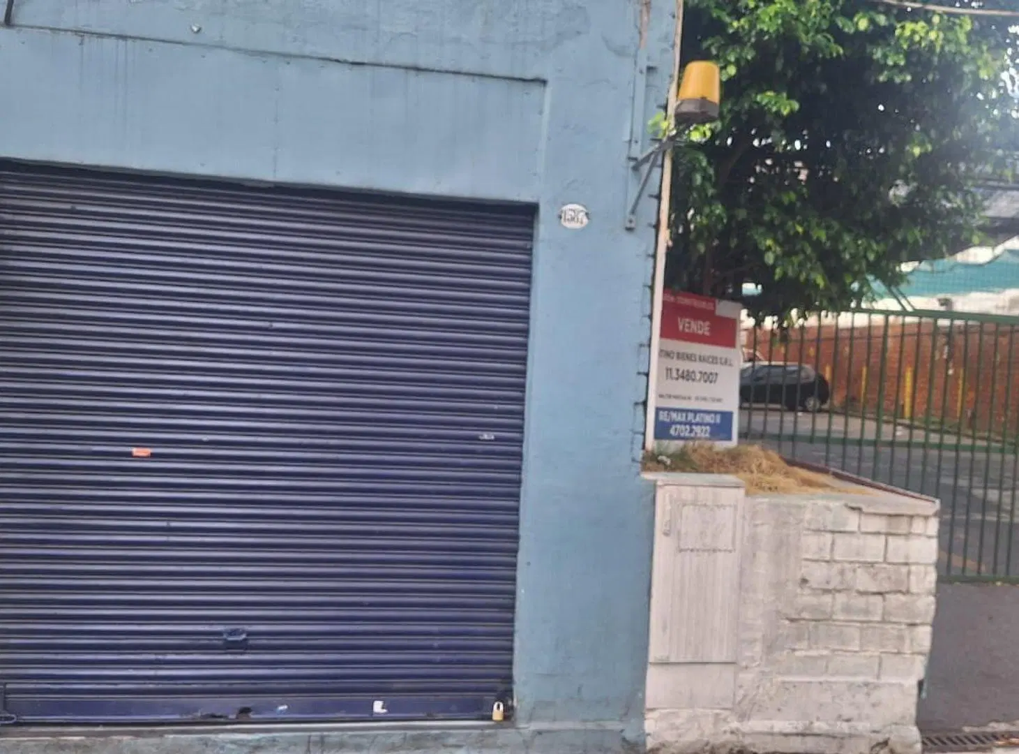 LOTE A DOS CALLES CON DOS LOCALES ACEPTA PERMUTA! 5