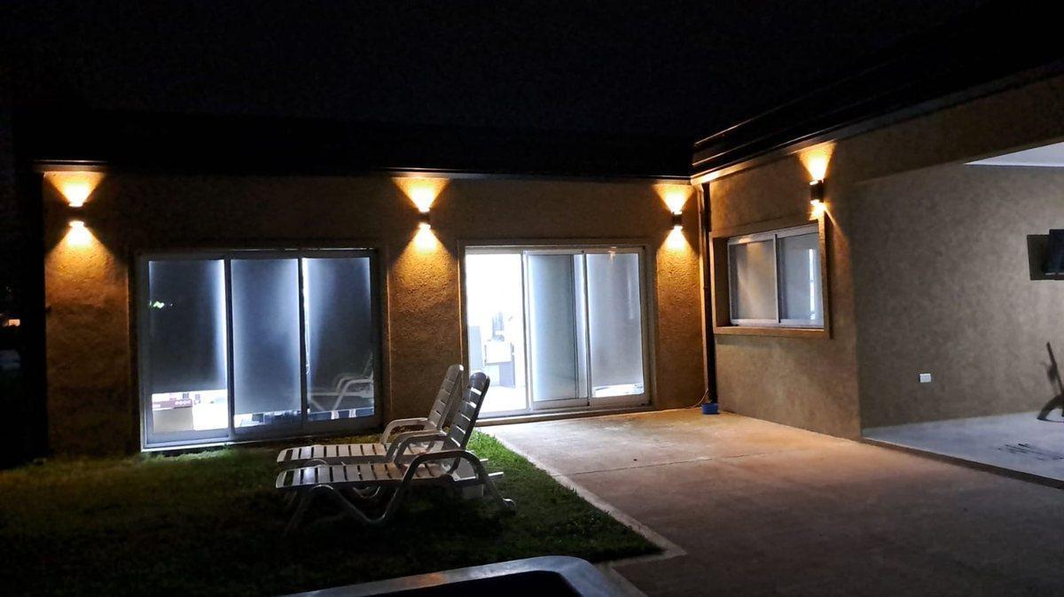 Foto de CASA 4 AMB. RECIBE FORMAS DE PAGO, PDE!, imagen 2