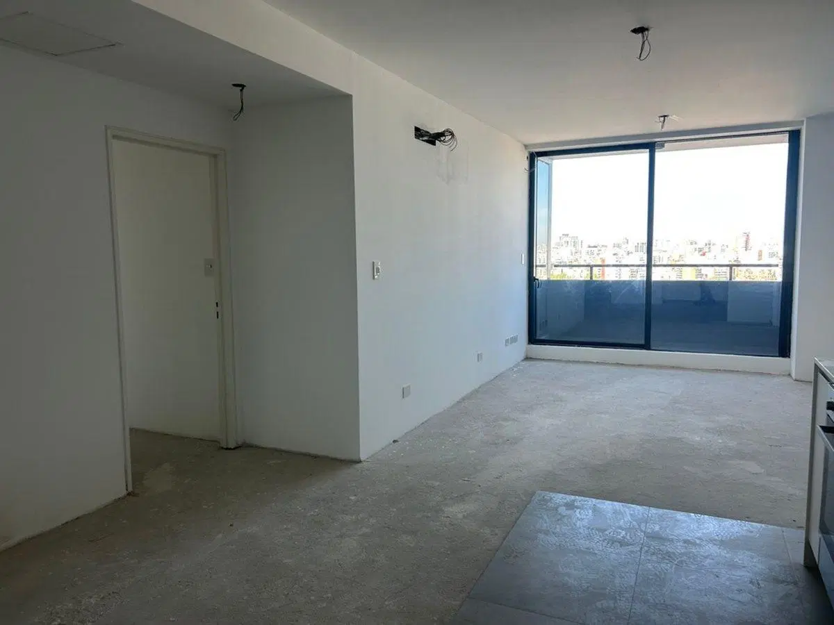 Piso alto. Hermosa vista. Lujosos amenities. 5