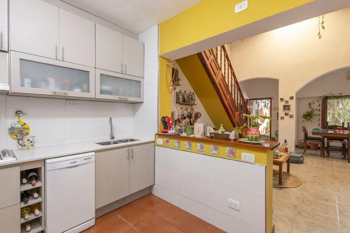 Venta Casa Devoto 5 amb pileta cochera PERMUTA 8