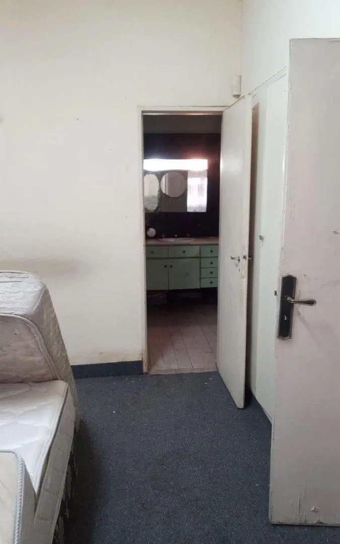 CASA A REFACCIONAR A LA VENTA EN VILLA BALLESTER 2