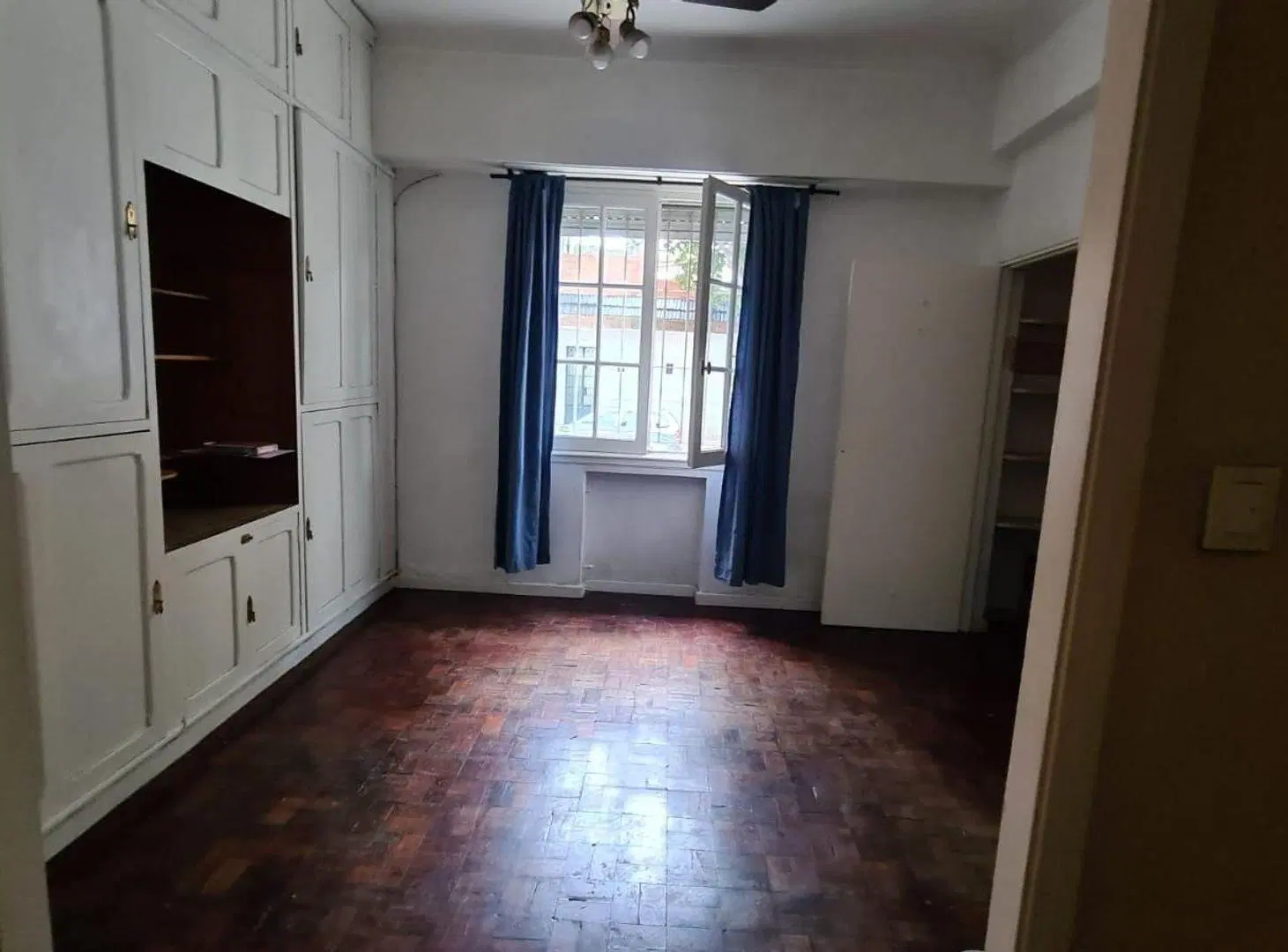 VENTA DEPTO 2 AMBIENTES  PB AL FRENTE PATIO 2