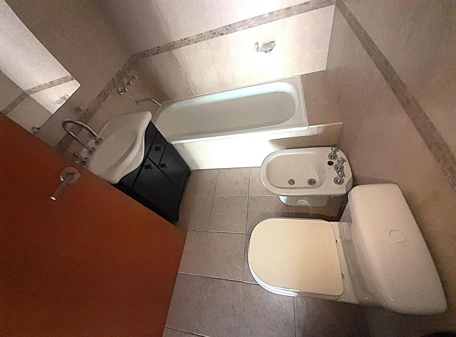 VENTA MONOAMBIENTE BALCÓN COCHERAS  BUENA RENTA!! 8