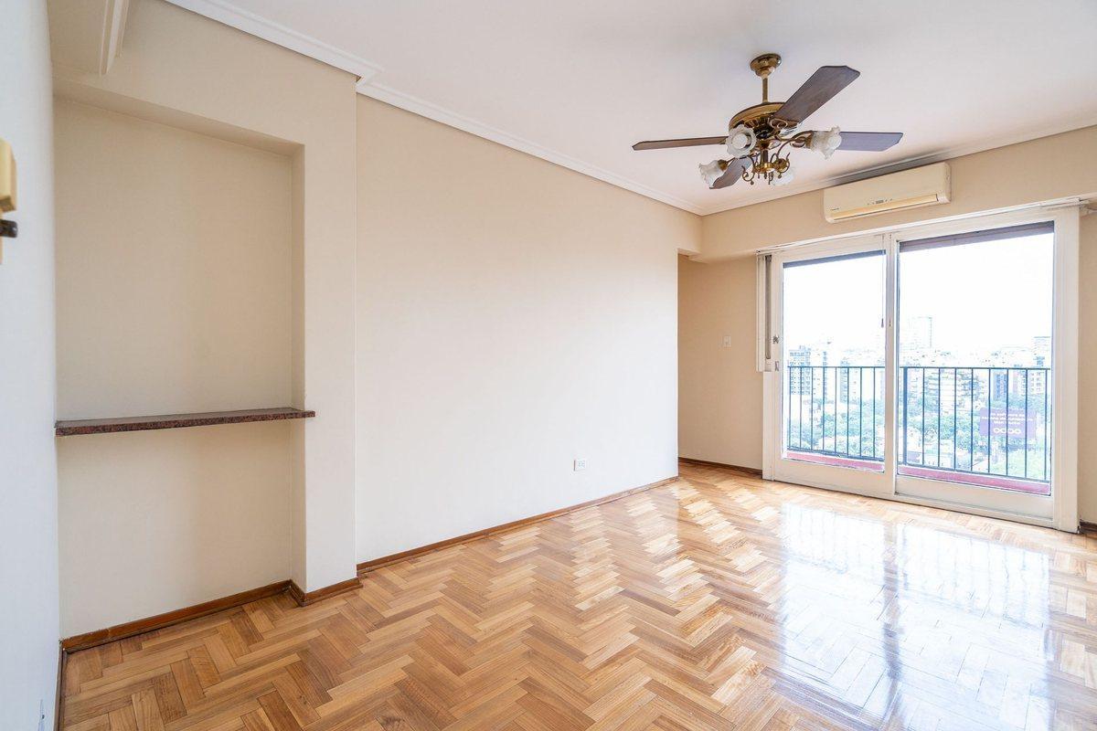 Foto de VENTA DEPARTAMENTO 3 AMBIENTES PARQUE CHACABUCO, imagen 1