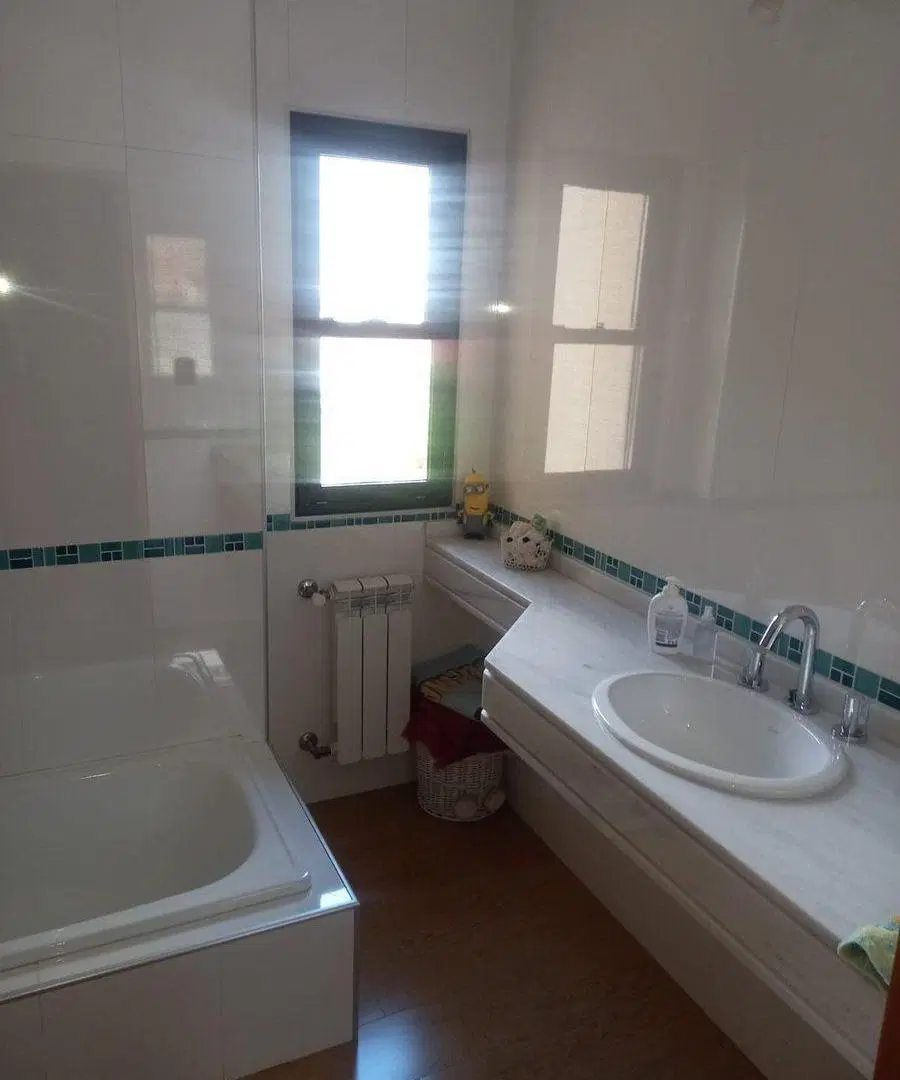 VENTA CHALET  4 AMBIENTES, M. MORENO 700 MORON 5