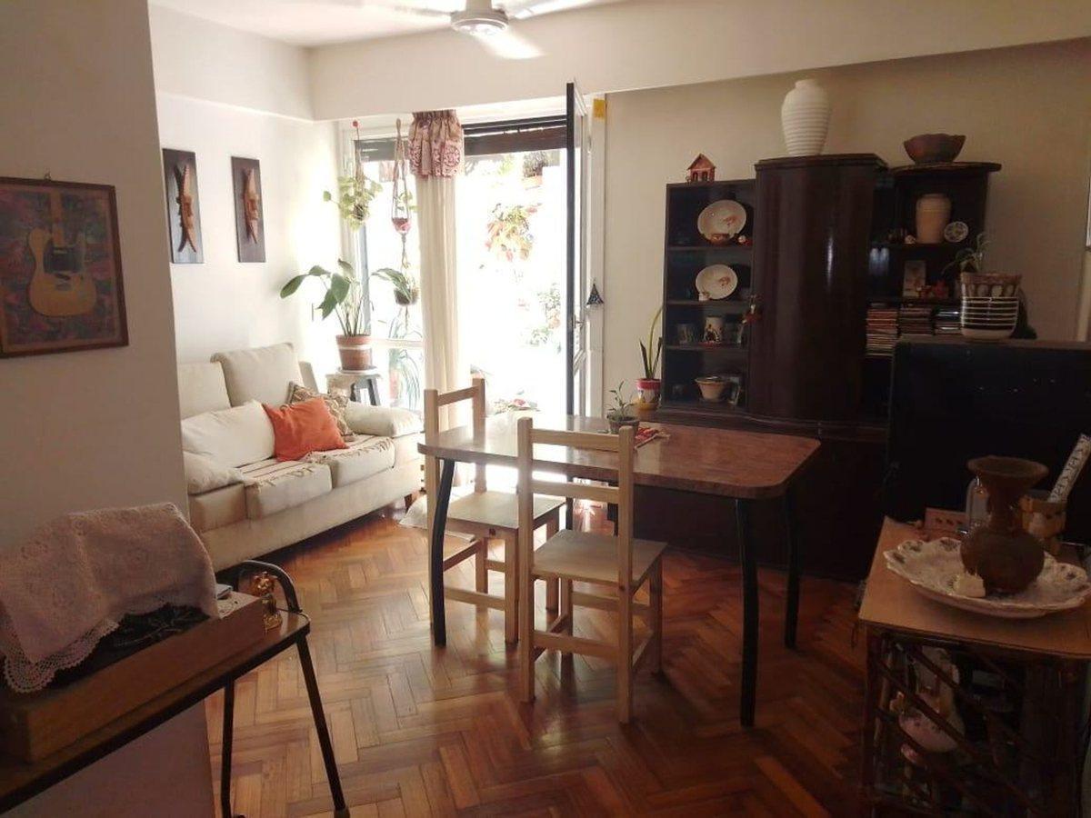 Foto de VENTA DEPTO 3 AMBIENTES PB 2 PATIOS APTO CREDITO, imagen 4