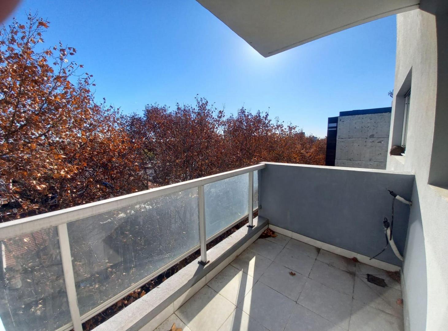 Foto de Departamento 3 Ambientes con cochera en Venta, imagen 2